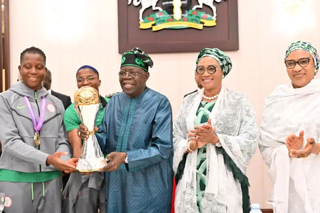 Tinubu gifts each Falcons player $100,000, nat’l honours, house