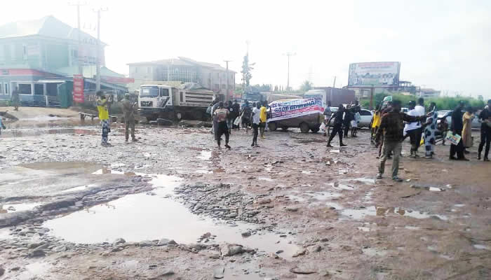 Warri-Sapele-Benin Road Now a Death Trap – Niger Delta Youths Begs Tinubu for Urgent Action